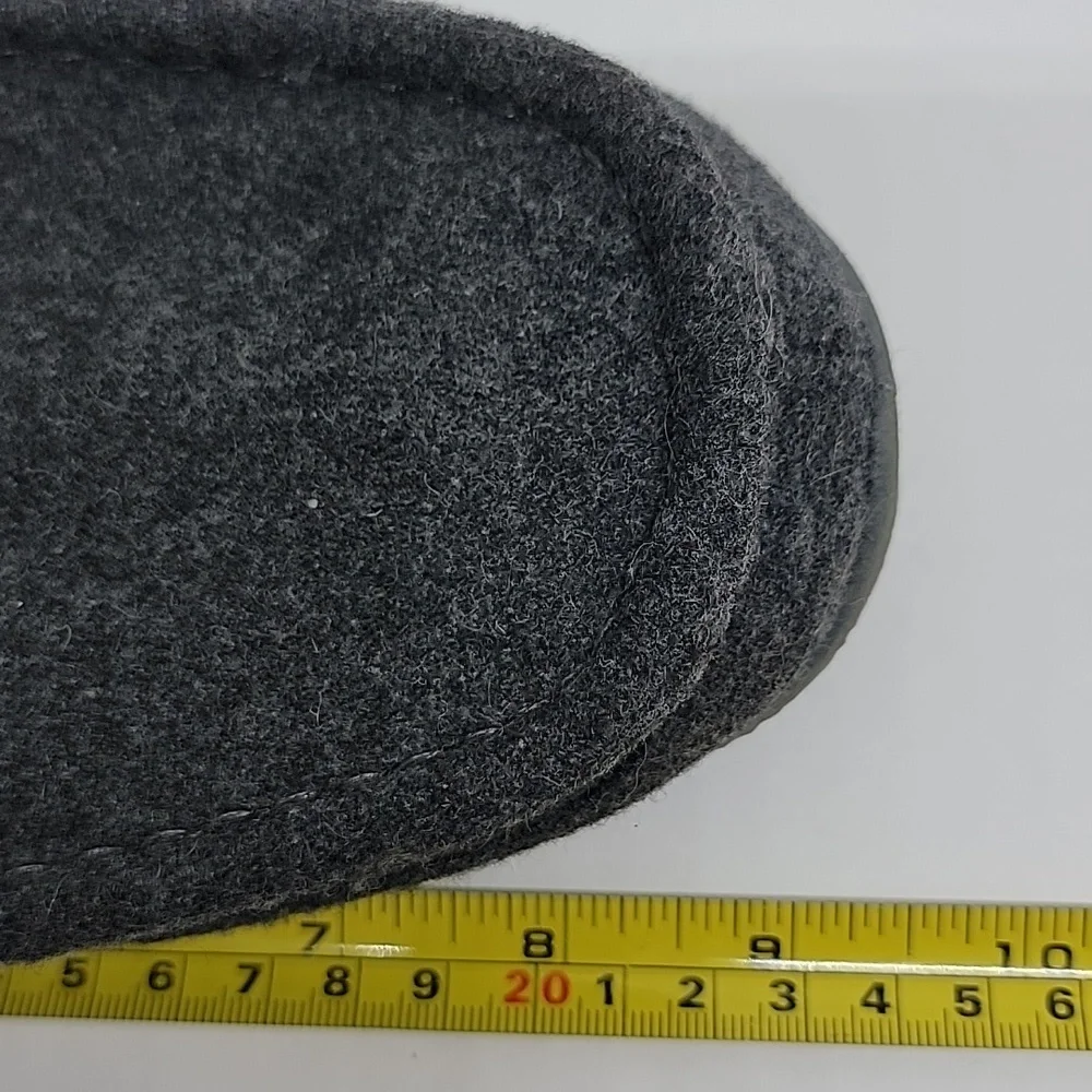 Deer Stags Slipperooz Slip On Gray Fabric Faux Fleece Slippers Bous 4M